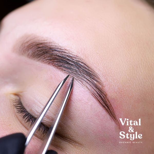 Depilación Cejas con Pinzas en Murcia - Vital Style Tratamientos Naturales